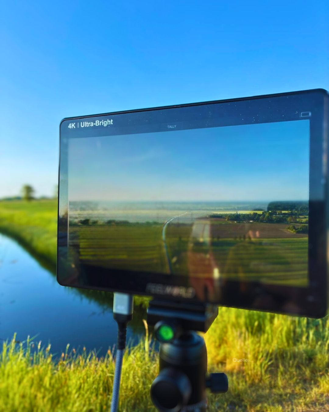 Länderblick Hessen - Symbolfoto Drohnendisplay mit Landschaft